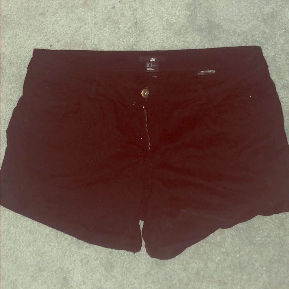 Black H&M stretch jean shorts!